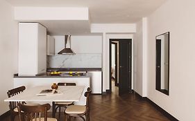 Honest Granada Apartments